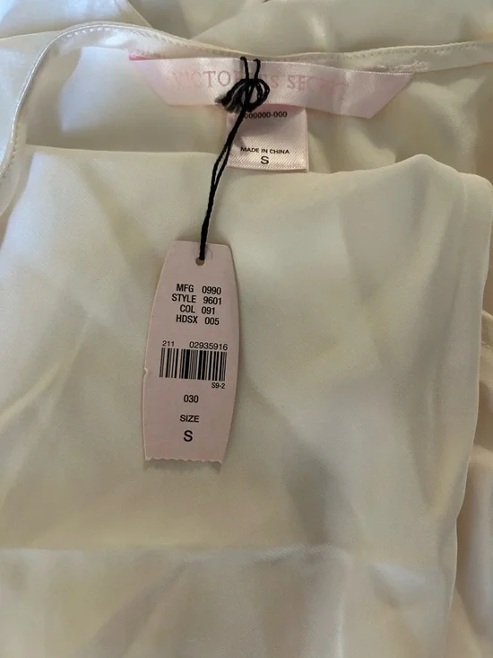 Victoria's Secret Ivory Slip Dress/wedding silk Y2K - Picture 5 of 7